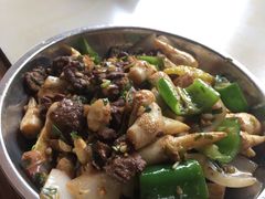藕尖炒牛肉-香竹农庄•传统竹筒饭(十年店)