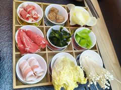 -绣园苏式火锅·开创者·腌笃鲜(大洋百货店)