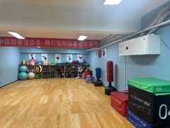 -嗨动跆拳道体能馆(菜百店)