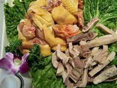 -尚尚仙·酸汤猪手·猪肚鸡火锅(华联万柳购物中心店)