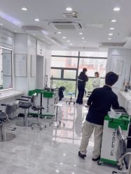 -镁连社·美联社