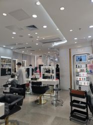 -Kraemer Paris  苏豪路易士·嘉玛发廊