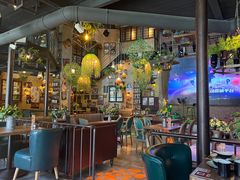 -临界音乐酒馆·小龙虾·江湖菜(华熙LIVE·鱼洞店)