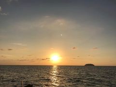 -Sunset Bar(丹绒亚路香格里拉店)