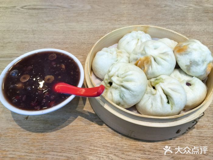 堂上堂(益民街店)手工鲜肉包图片