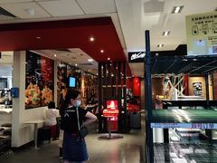 -麦当劳(汉口火车站候车室店)