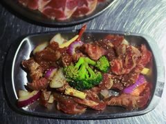 -马路牙子地桌烤肉(工体店)