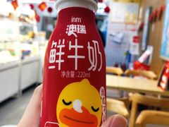 澳瑞鲜牛奶-一鸣真鲜奶吧(双菱路店)