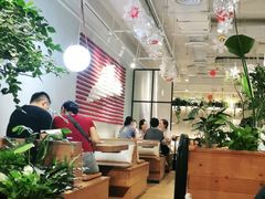 大堂-必胜客(百联又一城店)
