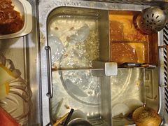 -海底捞火锅(新松江路生日主题店)