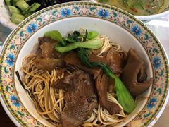 -金杨拉面王小吃面馆·牛三宝面·红烧牛肉粉