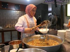 -老兰家传统烧烤炒菜泡馍(小南门店)