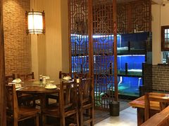 大堂-雪乡阁东北农家菜(颛桥约好休闲街店)