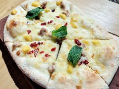 -米德维奇俄式西餐厅(西六道街店)