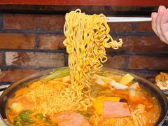 -富乐满 炸鸡&韩国料理 불로만(虹泉路店)