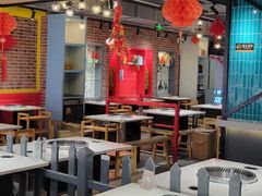 大堂-钢管厂五区小郡肝串串香火锅(人民广场店)