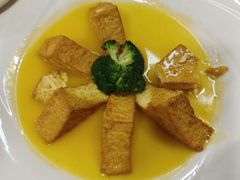 -枫林红了·长沙地标酒楼(金星路店)