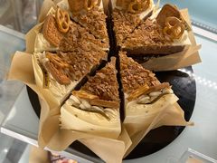 -卷们·现制生日蛋糕·蓝风车动物奶油(金源店)