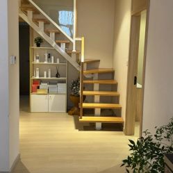 -百秀名媛纹绣美学护肤中心