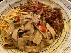 -梅溪·小伙子干挑面(安吉总店)