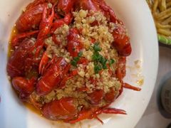 -肥肥虾庄·金牌油焖大虾(沙湖店)