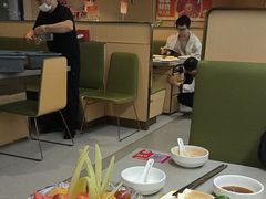 -海底捞火锅(新松江路店)