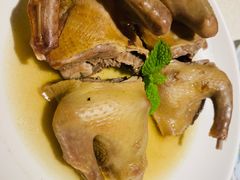 豉油乳鸽皇-维园悦谱·海派家常菜(乌鲁木齐南路店)