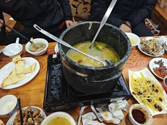 -鲁朗边巴次仁农家石锅