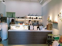 -芷桦咖啡(新城市广场店)