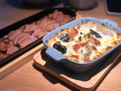 芝士焗墨鱼肠土豆泥-蜜桃餐厅·伴山(绿宝广场店)