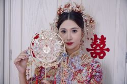 点击看大图 -伯瓷皇后婚纱艺术空间