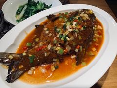 武昌鱼-董厨煨汤馆(车站路店)