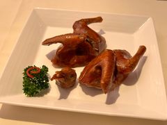 玻璃烧乳鸽-利苑酒家(宜安广场店)