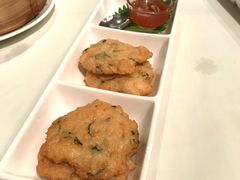 九層塔香煎蝦餅-香港喜来登酒店天宝阁