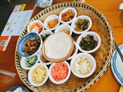 -包整·丝娃娃(一览甲秀楼风景店)