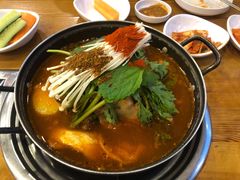 -喇喇排骨火锅·传统韩式脊骨汤(望京西园总店)
