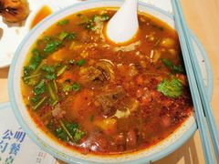 牛肉酸辣粉-小杨生煎(湟普汇店)