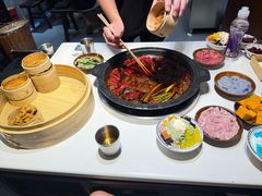 -卤校长老火锅(杨家坪直营店)
