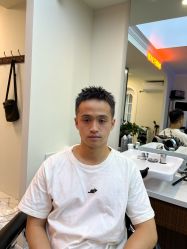 -理昂男士理发店 Barber shop