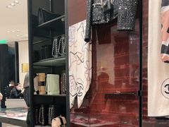 -CHANEL(恒隆广场店)