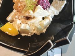 -穹六人间 people 6(岳阳路店)