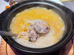 -蚝堡海鲜·威海菜·海肠捞饭·烧烤·亚洲吃蚝公司(幸福门店)