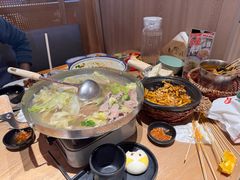 -川堂风·跷脚牛肉·乐山爆炒(宝山日月光店)