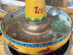 -毛辣果·贵州红酸汤牛肉火锅(西单店)