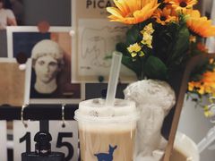 -瑞幸咖啡(宝华国际广场店)