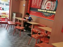-塔斯汀中国汉堡(浦东绿地东海岸店)