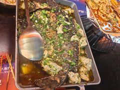 -何师烧烤Pro ·江湖川菜·小龙虾·精酿啤酒(太古里旗舰店)