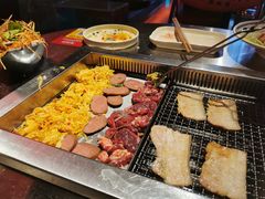 -张牌牌·东北烤肉小吃市集(金楠天街店)