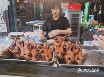 本地人都很喜欢去的一家店，之前是听我朋友介绍的