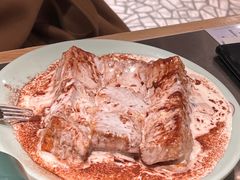漏奶滑-潮界(虹桥天地店)